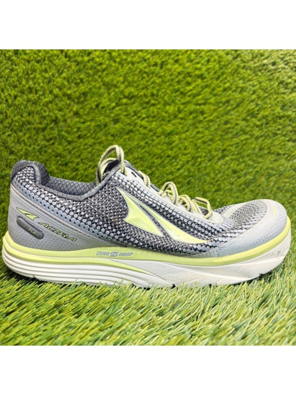 Altra Torin 3.0 Womens Size 8.5 Gray Green Athletic Road Running Shoes Sneakers